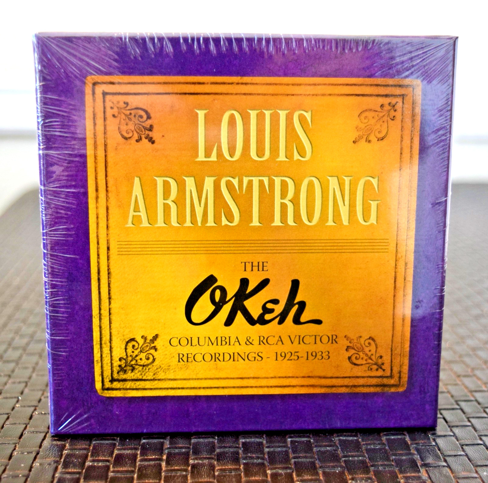 LOUIS ARMSTRONG, Okeh, Columbia & RCA Victor Recordings 1925-33, 10 CD Box, NEW