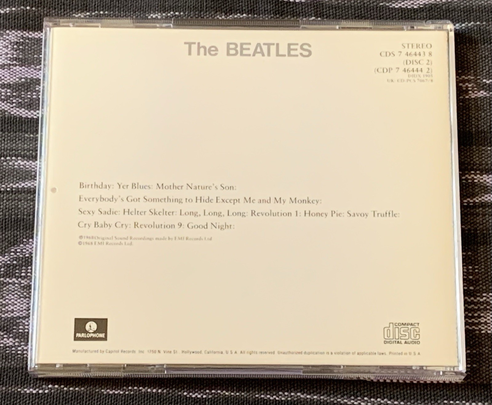 2 CD Near Mint The Beatles White Album Numbered Stamped Parlophone Booklet US