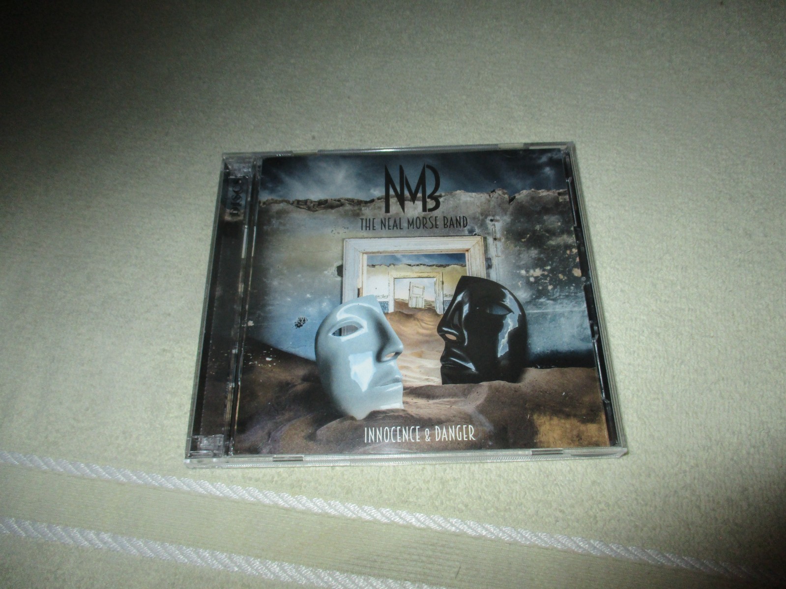The Neal Morse Band 2CD Set ~ Innocence & Danger (Inside Out, 2021)