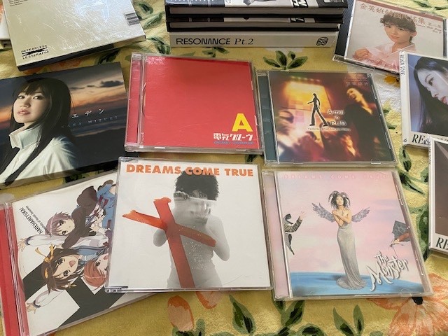 HUGE K-POP & J-POP CD LOT 35 IN TOTAL JAPAN KOREA TAWAIN