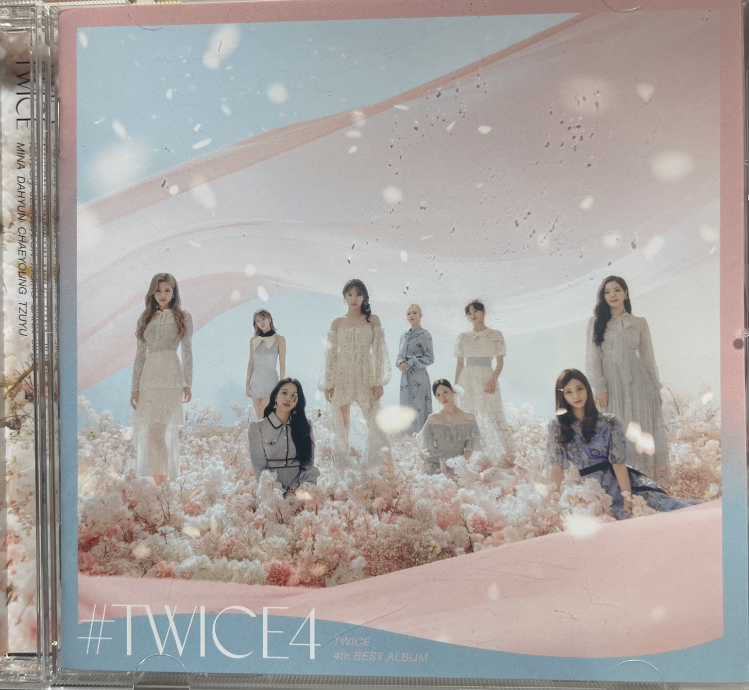 #TWICE4 [CD/OBI] TWICE/JAPAN/J-POP/K-POP , GENUINE ITEM MINT CONDITION