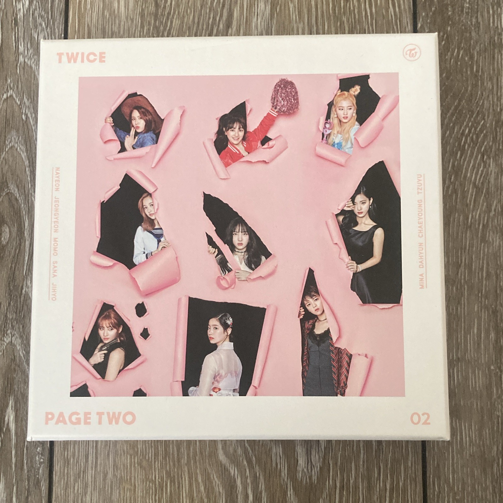 TWICE Page Two 2016 K-Pop Mini Album CD Pink Box Set (JYP Entertainment)