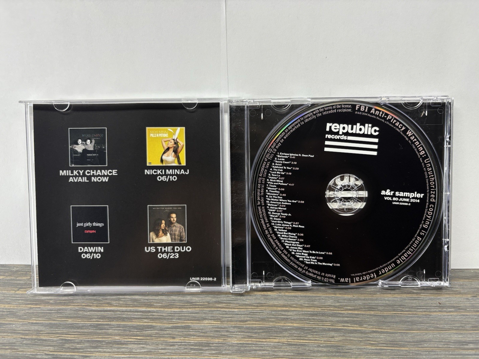 Republic Records – A&R Sampler Vol 80 January 2014 – Rare Promotional CD
