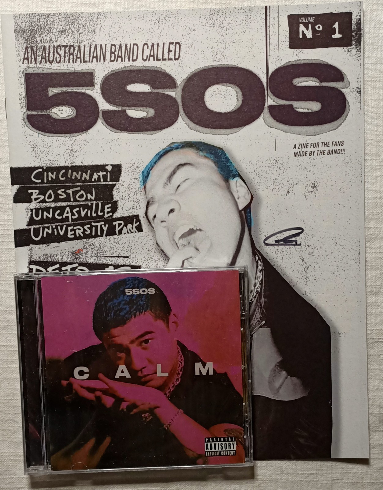 Autographed 5SOS 5 Seconds Of Summer Calum Hood Vol 1 + CD Calm Calum Edition