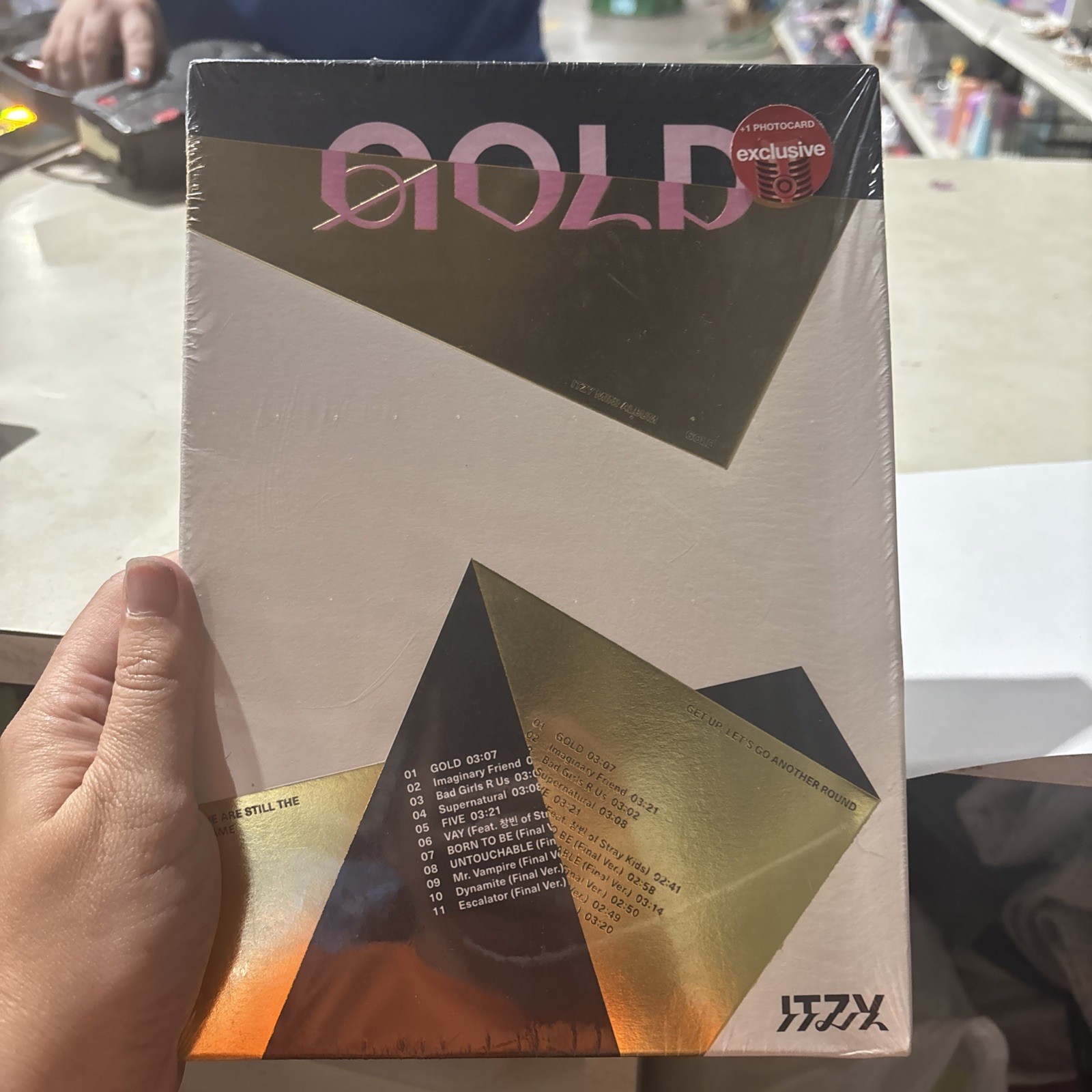 Gold by Itzy (Pink) 2024 JYP Entertainment Korean Dance & K-Pop Mini Album CD