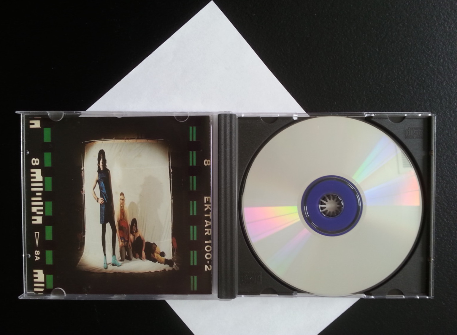 CD : Green – The Pop Tarts 1992 Futurist Records – Disc is in Mint Condition