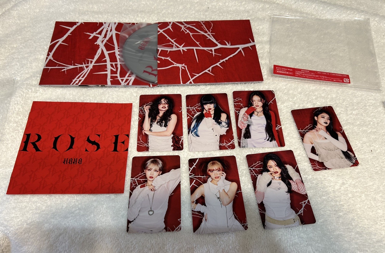LIKE NEW – HANA – JPOP “ROSE” DEBUT SINGLE [Regular Edition]- 8 PCS & BOOKLET!