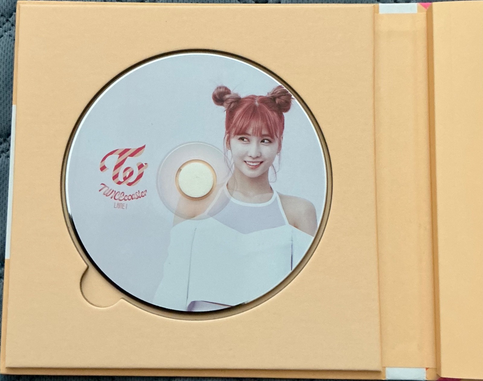 [UNSEALED] TWICE TWICECOASTER LANE 1 ALBUM APRICOT VER (JEONGYEON, JIHYO PC)