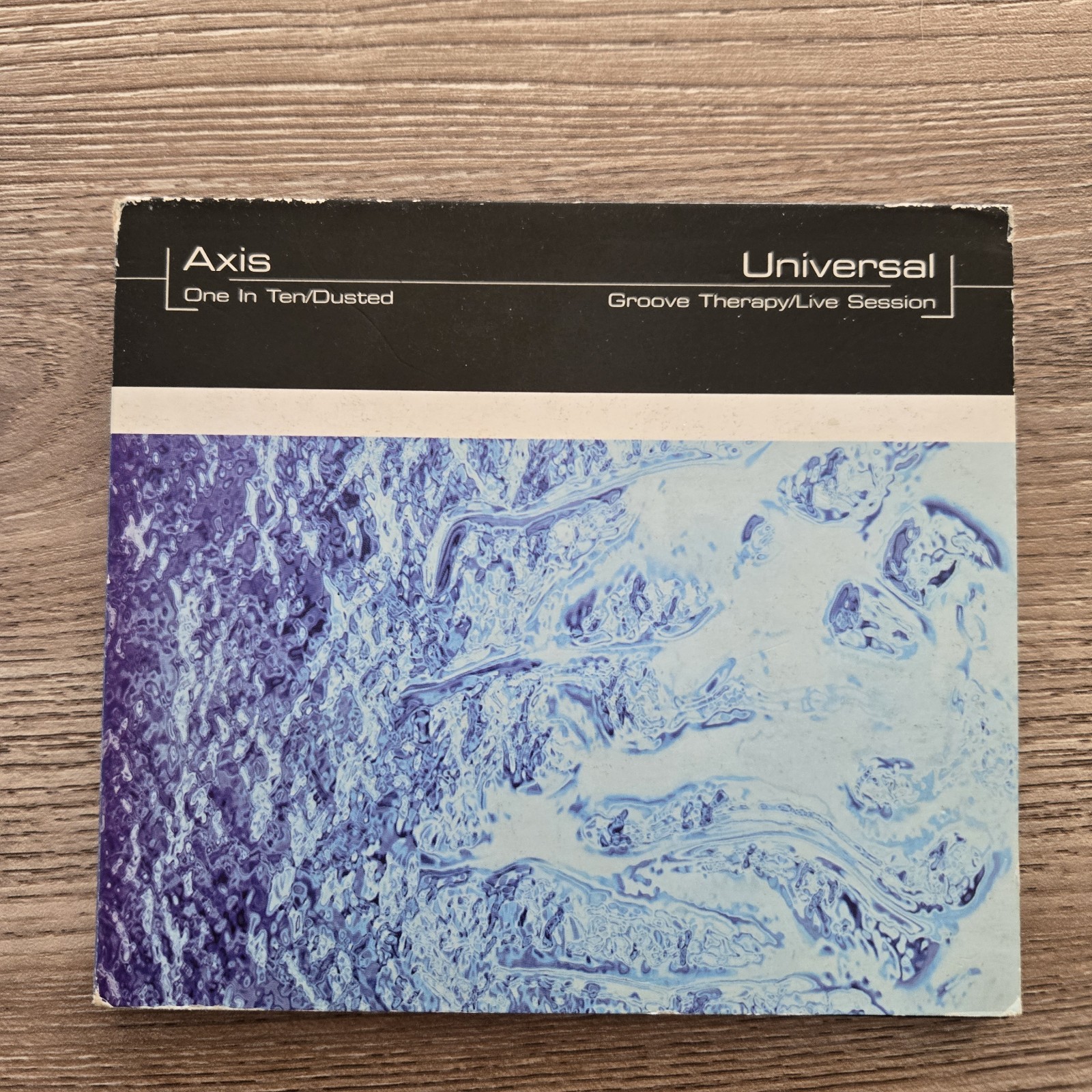 Axis / Universal: One In Ten / Dusted + Groove Therapy / Live Session CD JUNGLE