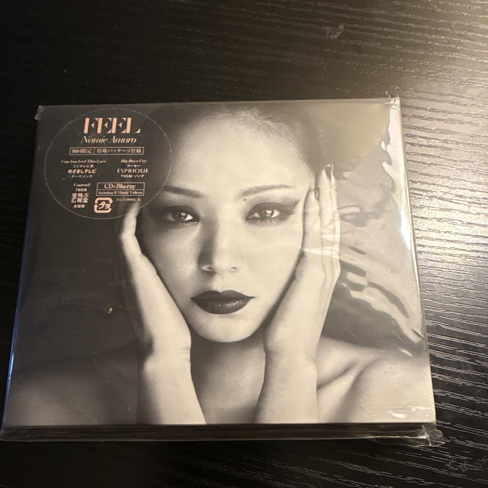 Namie Amuro FEEL Special Package CD+Blu-ray 2013 Avex AVCN-99002/B
