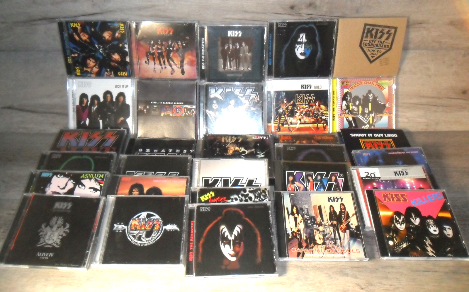 KISS ~ Lot 40 Cd’s Chikara, Alive I & II, Killers, Alive IV, Ace Frehley,