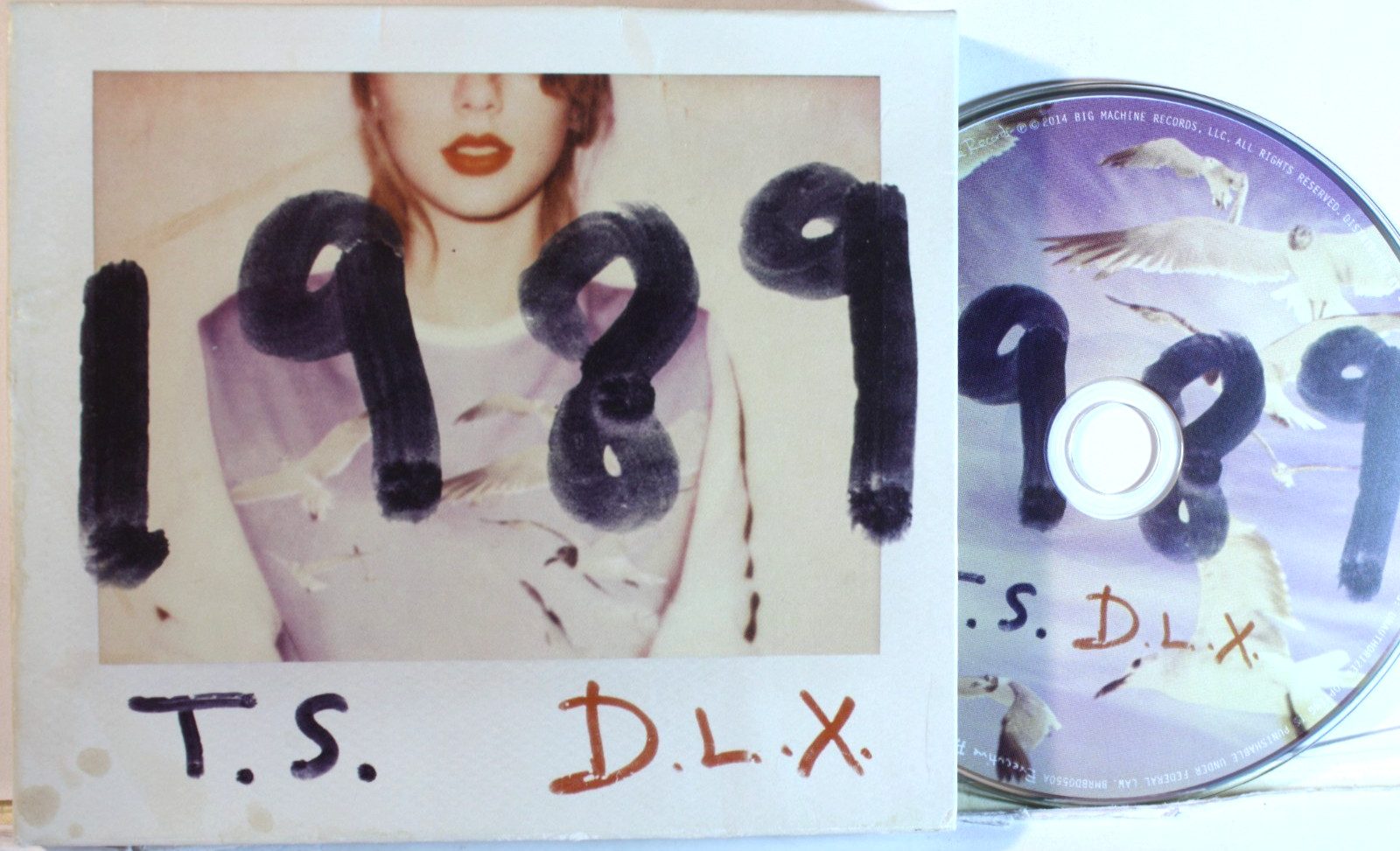 TAYLOR SWIFT “D.L.X.” 1989 – (CD w/Slipcover) G+ Cond Ships Free