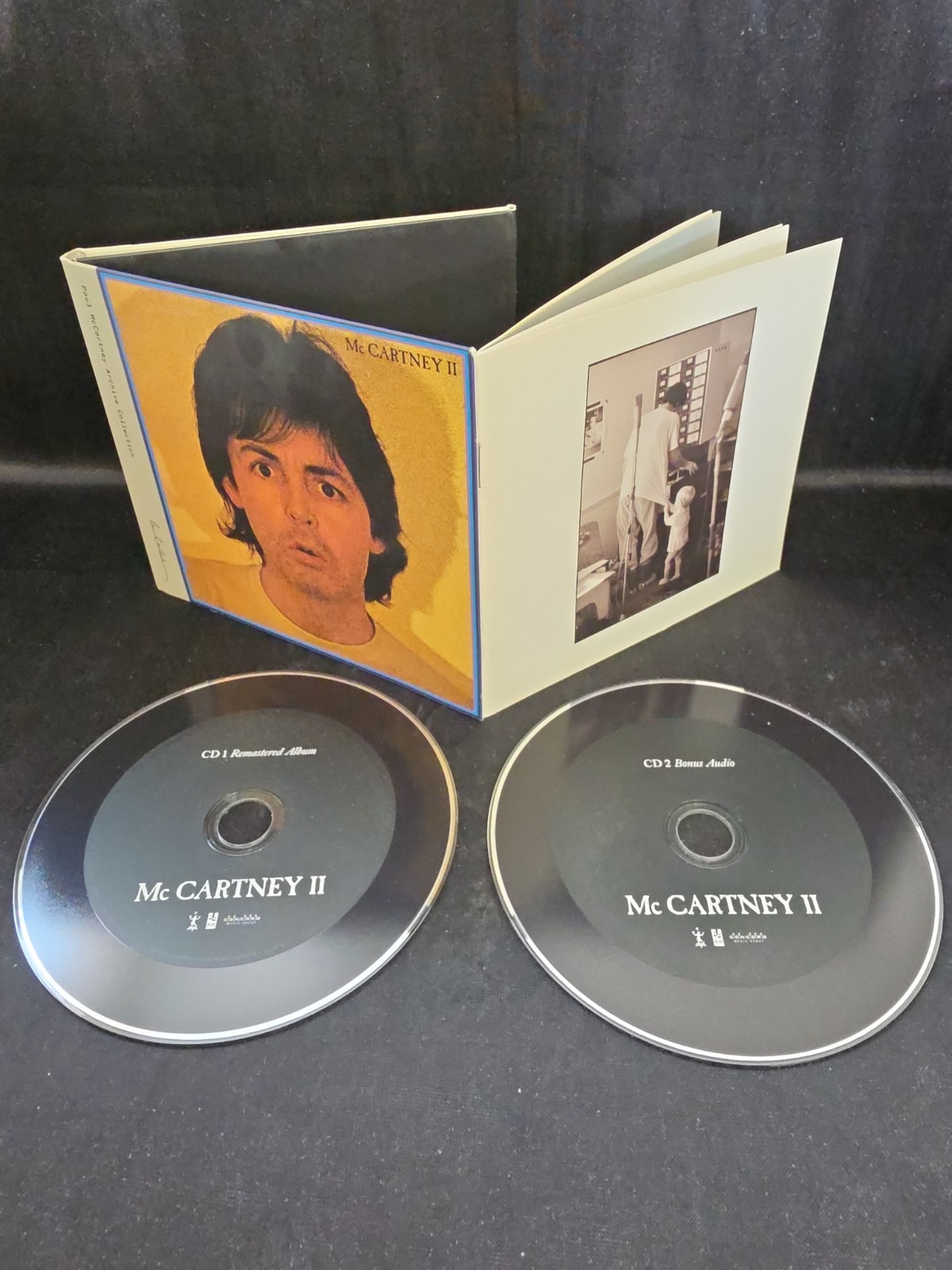 Paul McCartney McCartney II album is a 2-disc CD set 2011