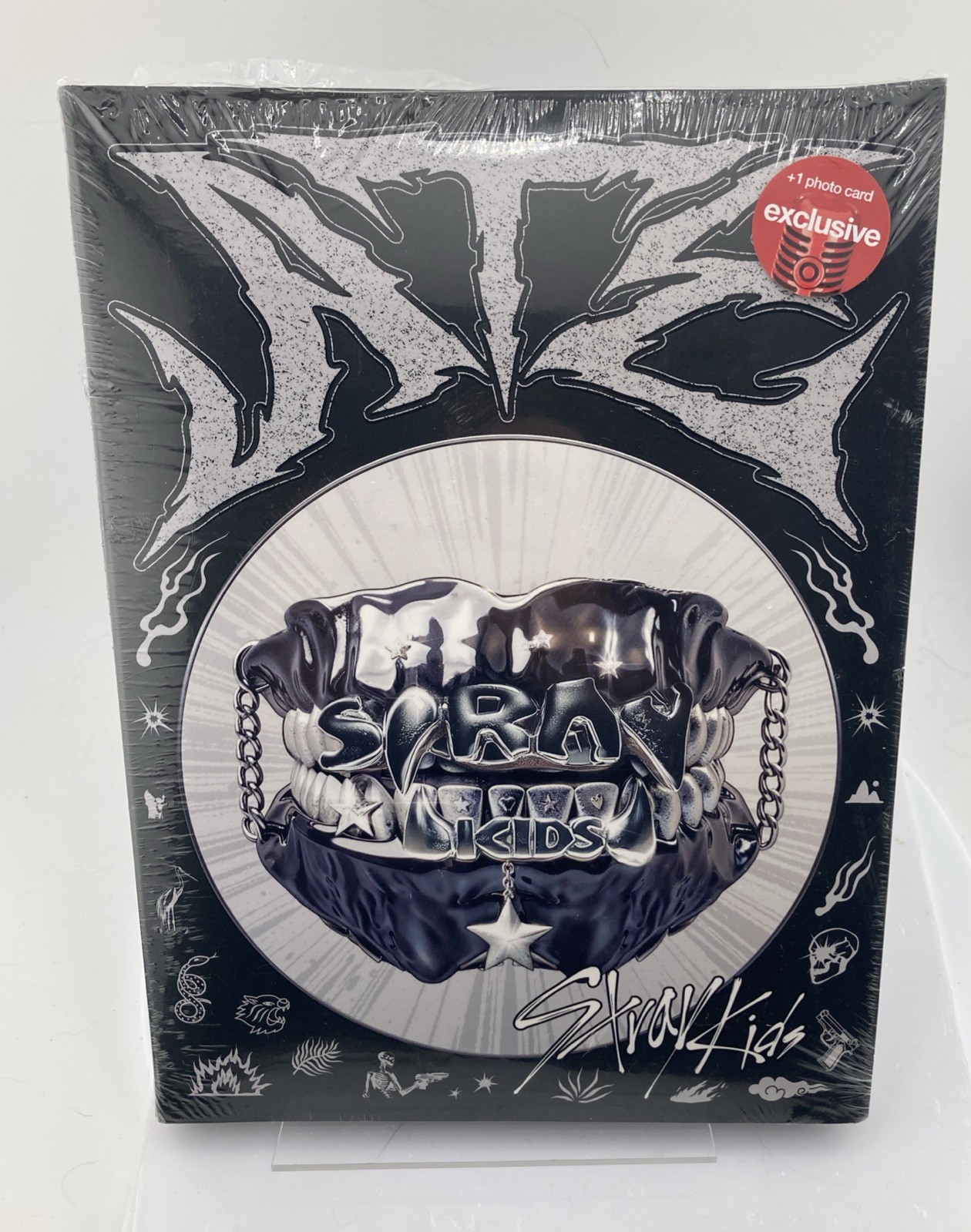 Stray Kids Ate CHK CHK Version CD~Photobook~2024 Target Exclusive New Read