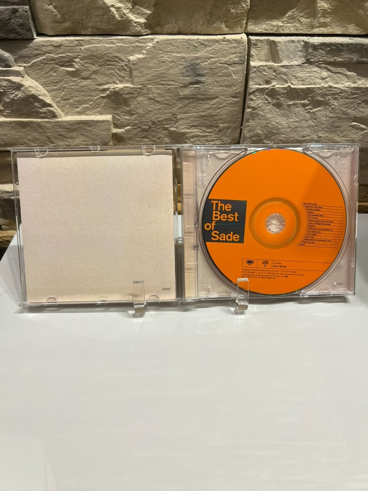 Sade The Best of Sade 1994 R&B Soul Smooth Jazz Sony Music Epic Used CD Disc