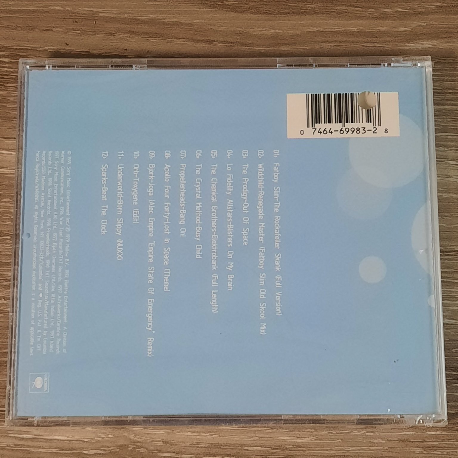 Various Artists – Y2K Beat The Clock CD 1999 Electronic Dance Columbia