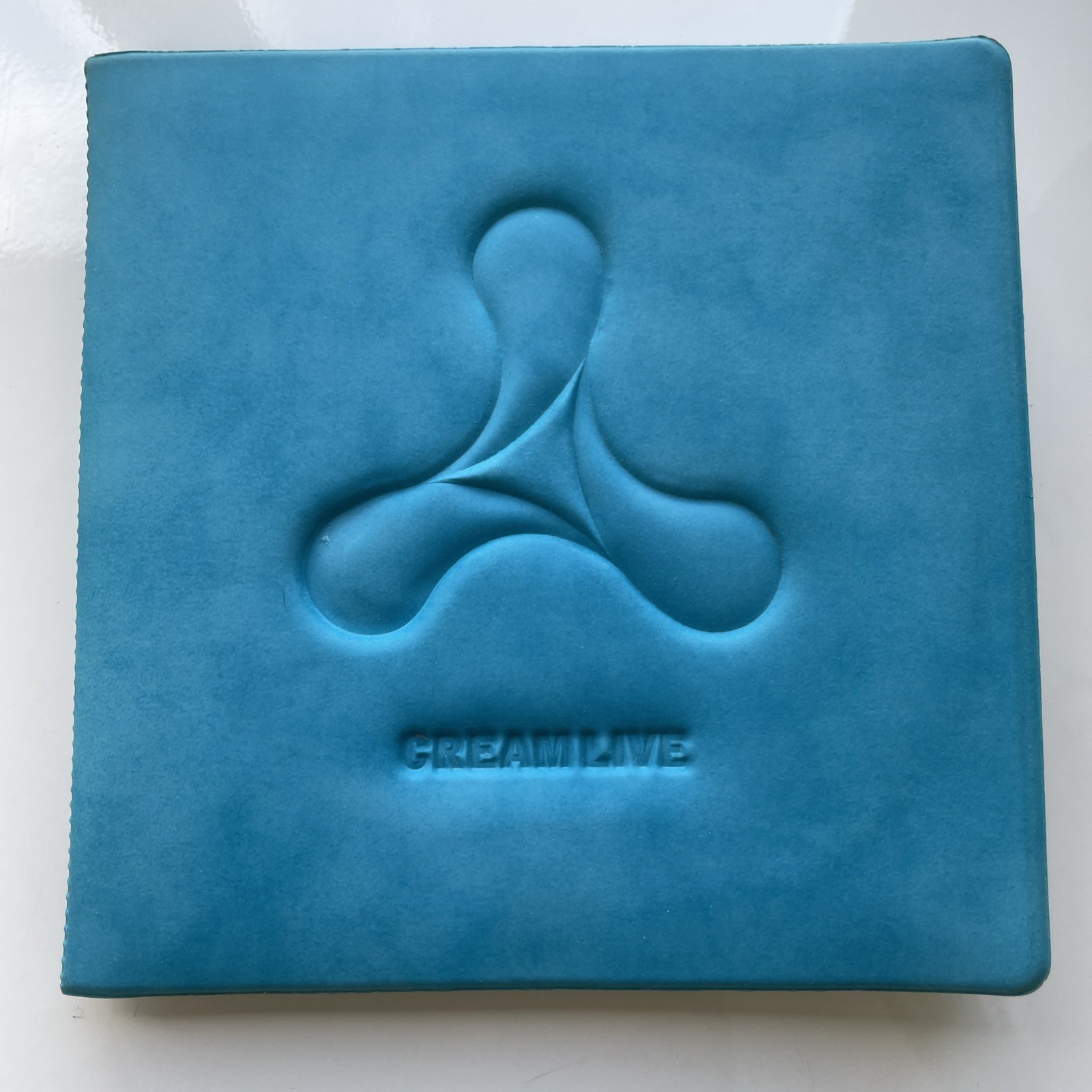 Cream Live | 1995 | Limited Edition Blue Rubber Case | Rare/Collectors | 2 Discs