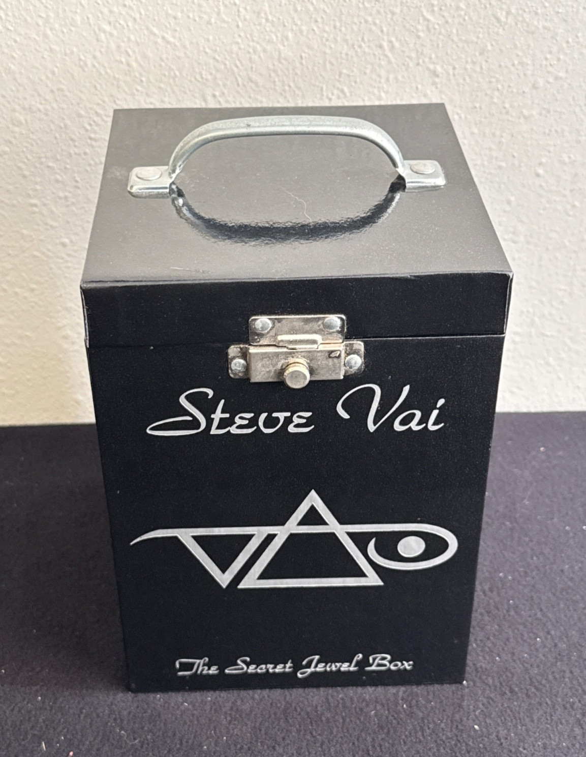 STEVE VAI * THE SECRET JEWEL BOX * CDs & 3 Picks Box Set * CD Bonus Interview