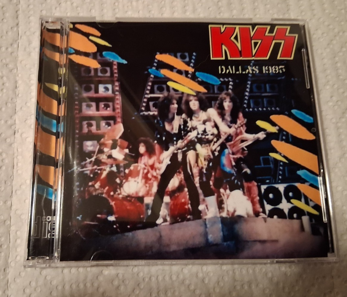 KISS DALLAS TX 12-04-1985 2 CD’S! GENE SIMMONS ACE FREHLEY ERIC CARR PAUL BRUCE