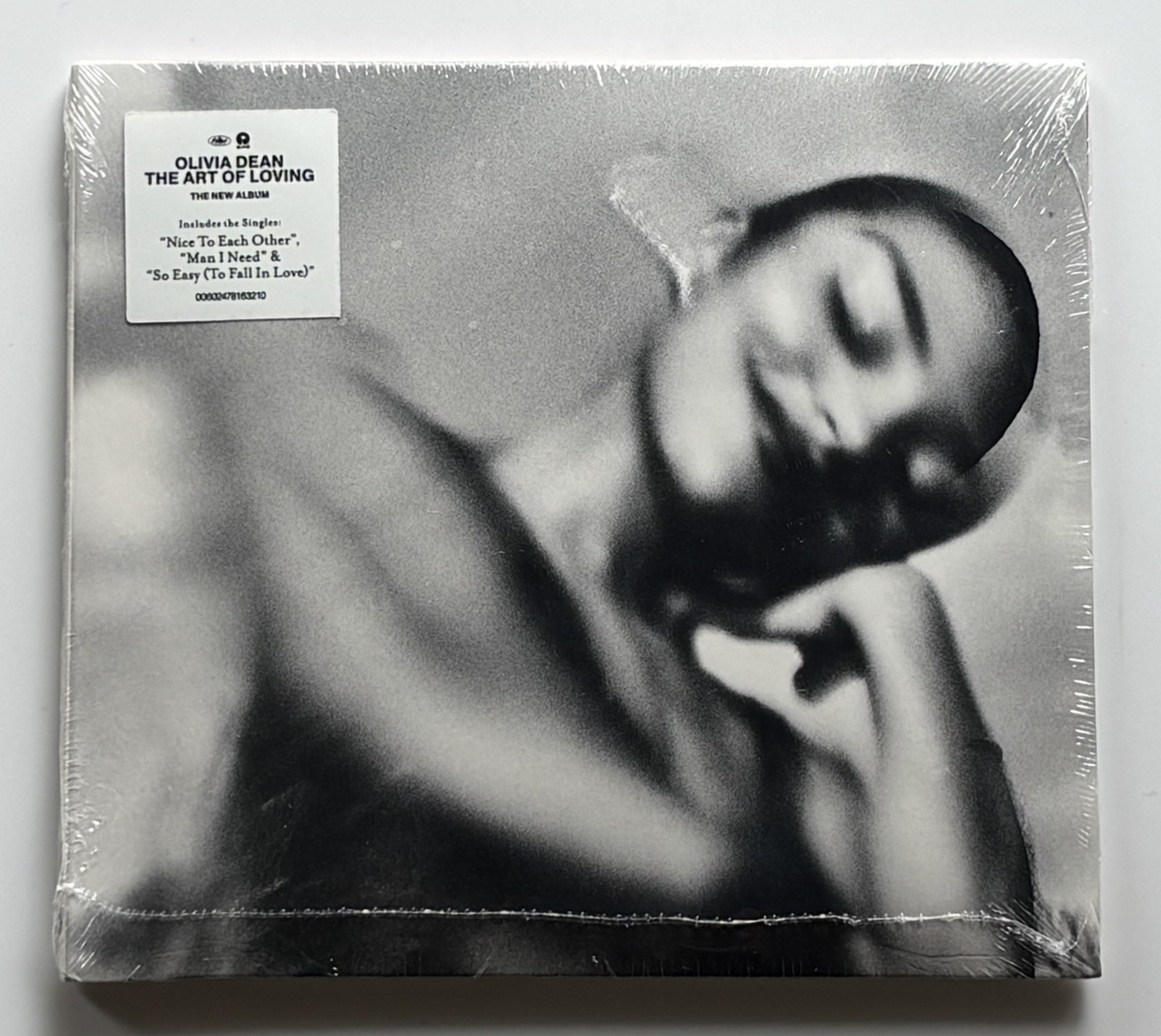 Olivia Dean – The Art Of Loving (CD, 2025, Capitol Records) *New/Sealed*