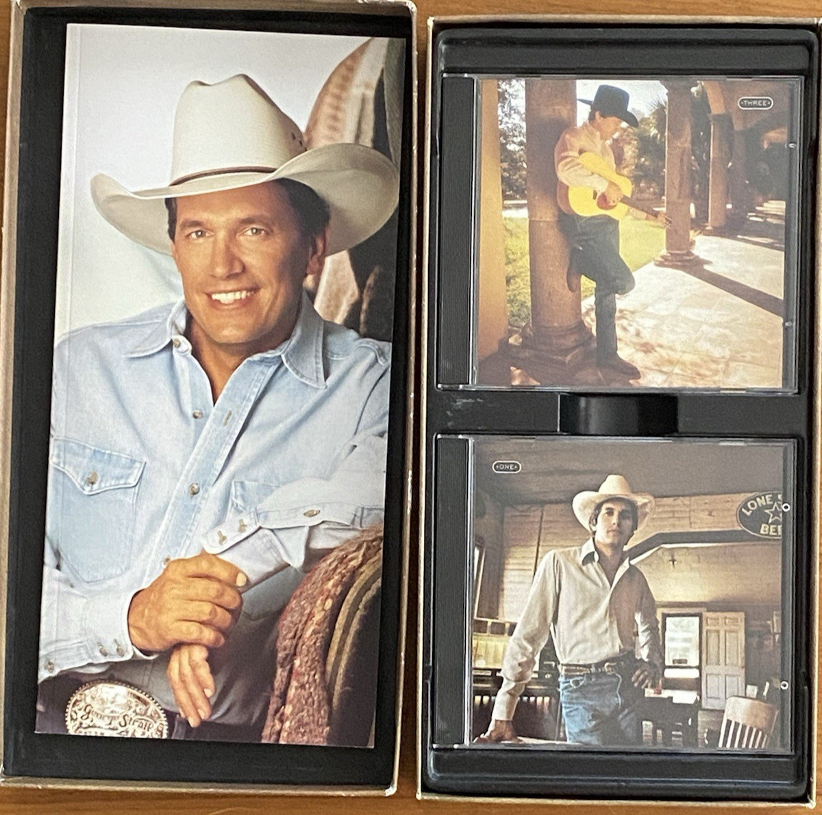 George Strait-“Strait Out of the Box” 4 CD Box Set With Book XLNT Discs