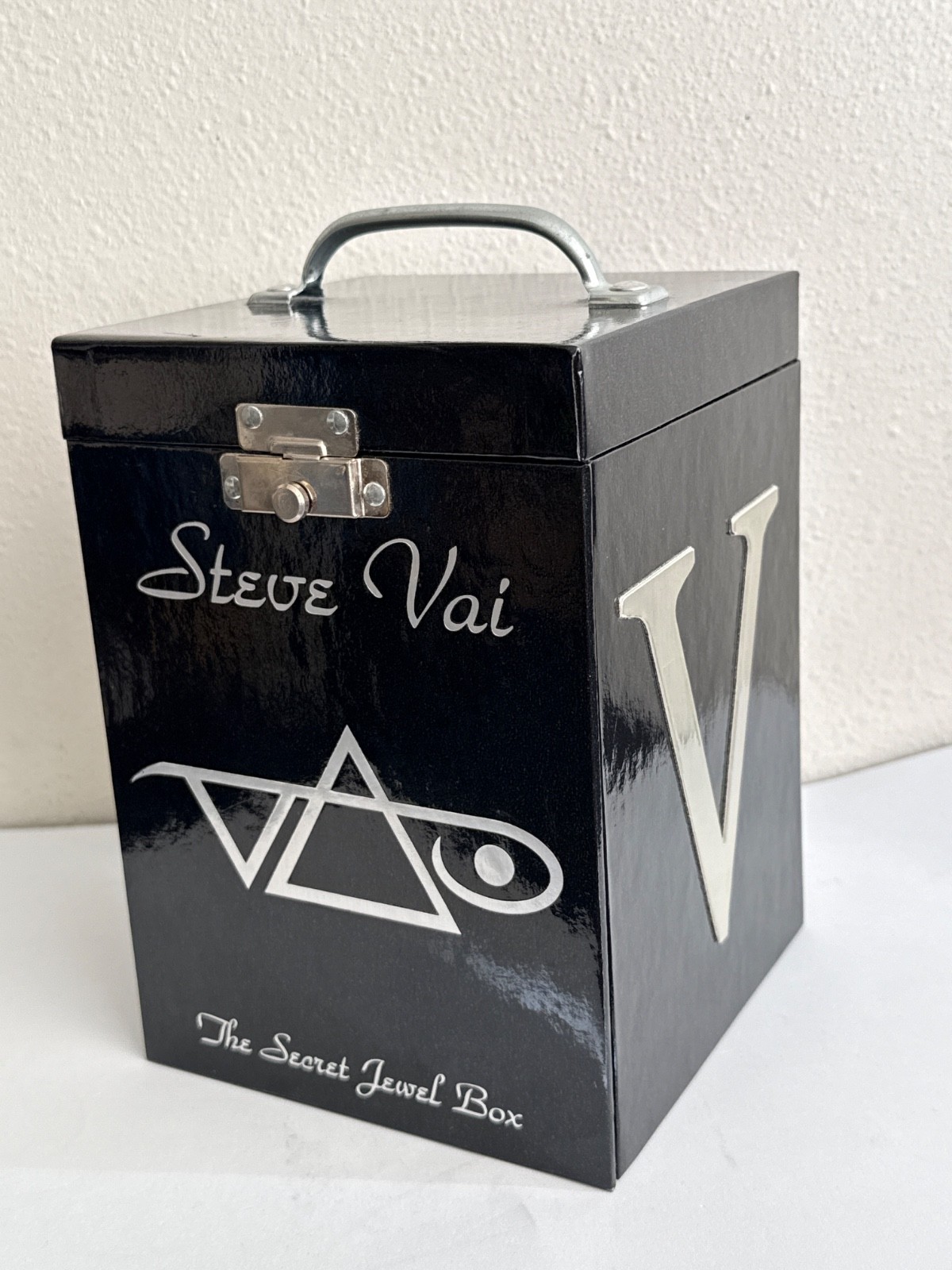 STEVE VAI * THE SECRET JEWEL BOX * CDs & 3 Picks Box Set * CD Bonus Interview