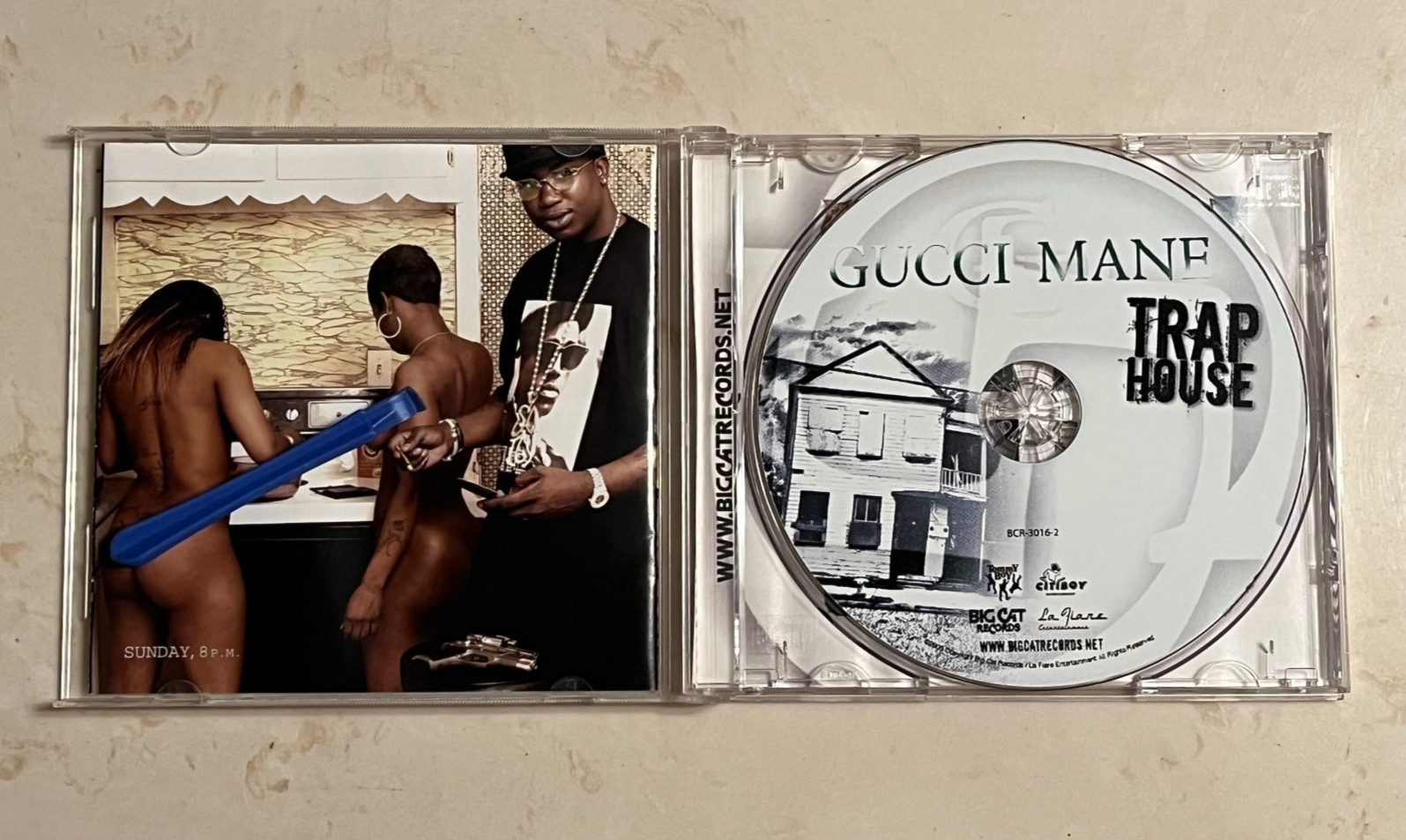 TRAP HOUSE CD Album by GUCCI MANE Big Cat Records 2005 *No Scratches*