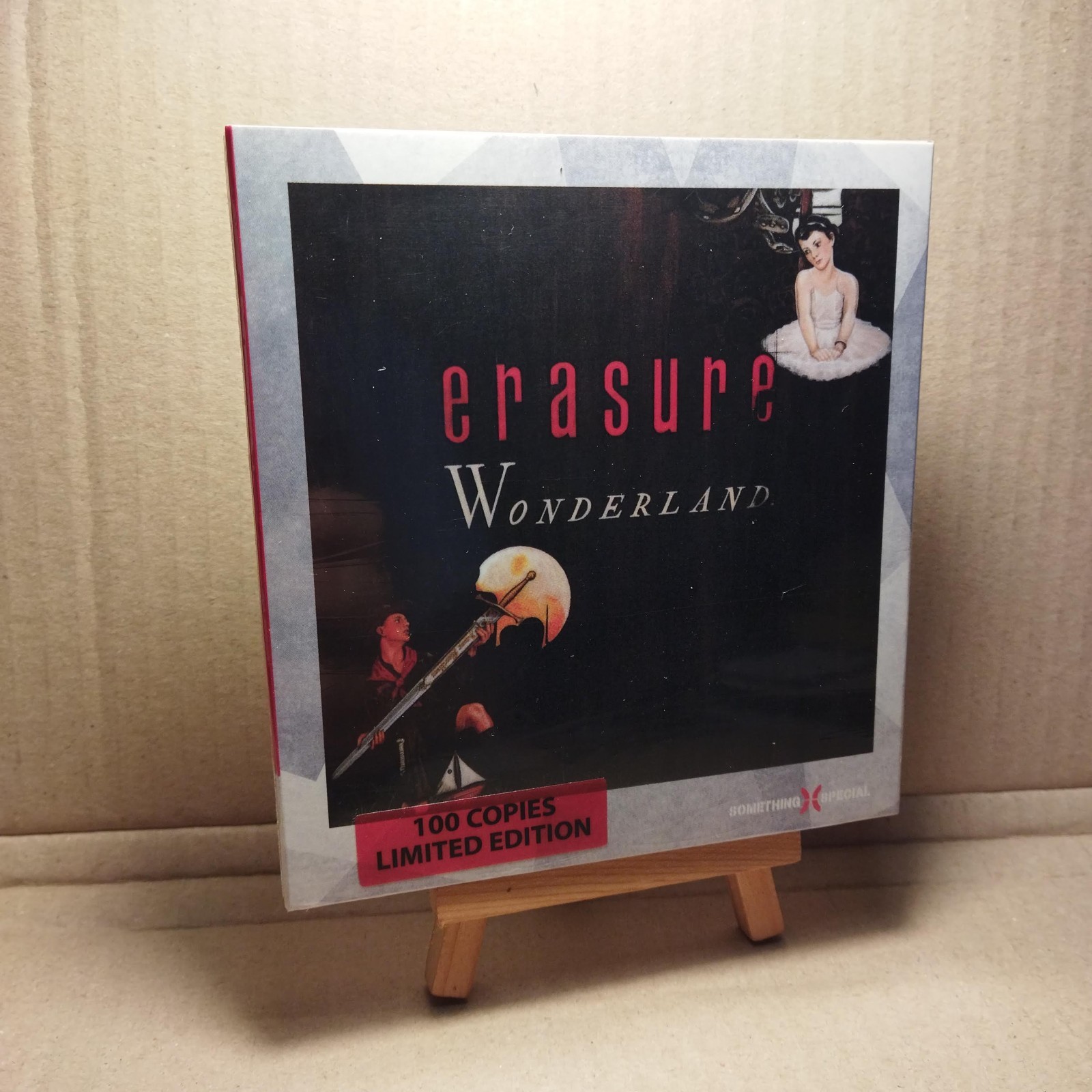 Erasure – Wonderland (CD) (wooden box), WooA