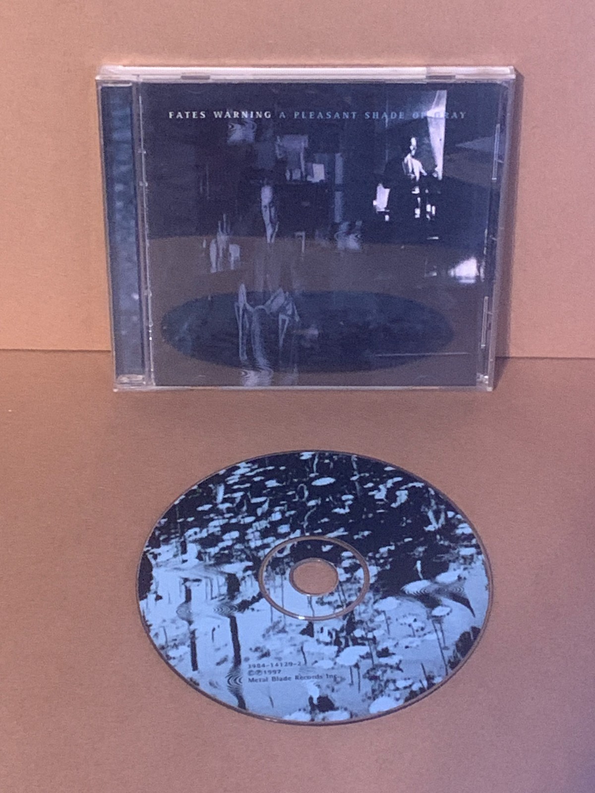 Fates Warning – A Pleasant Shade Of Gray (1997)
