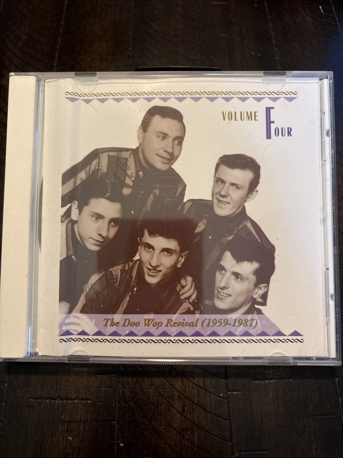 CD THE DOO WOP REVIVAL (1959-1987) Volume Four – Rhino Records. 2