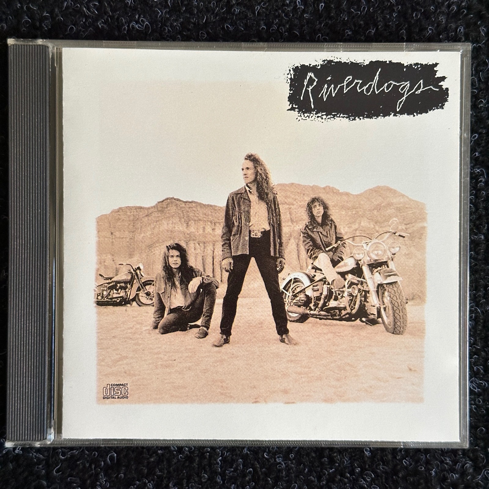 Riverdogs self-titled CD OG 1990 Epic Records Vivian Campbell Rob Lamothe