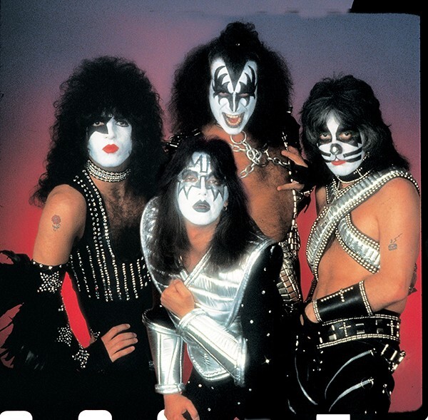 KISS Off the Soundboard TX1985 Japan Limited 2 SHM-CD Set New Official Release