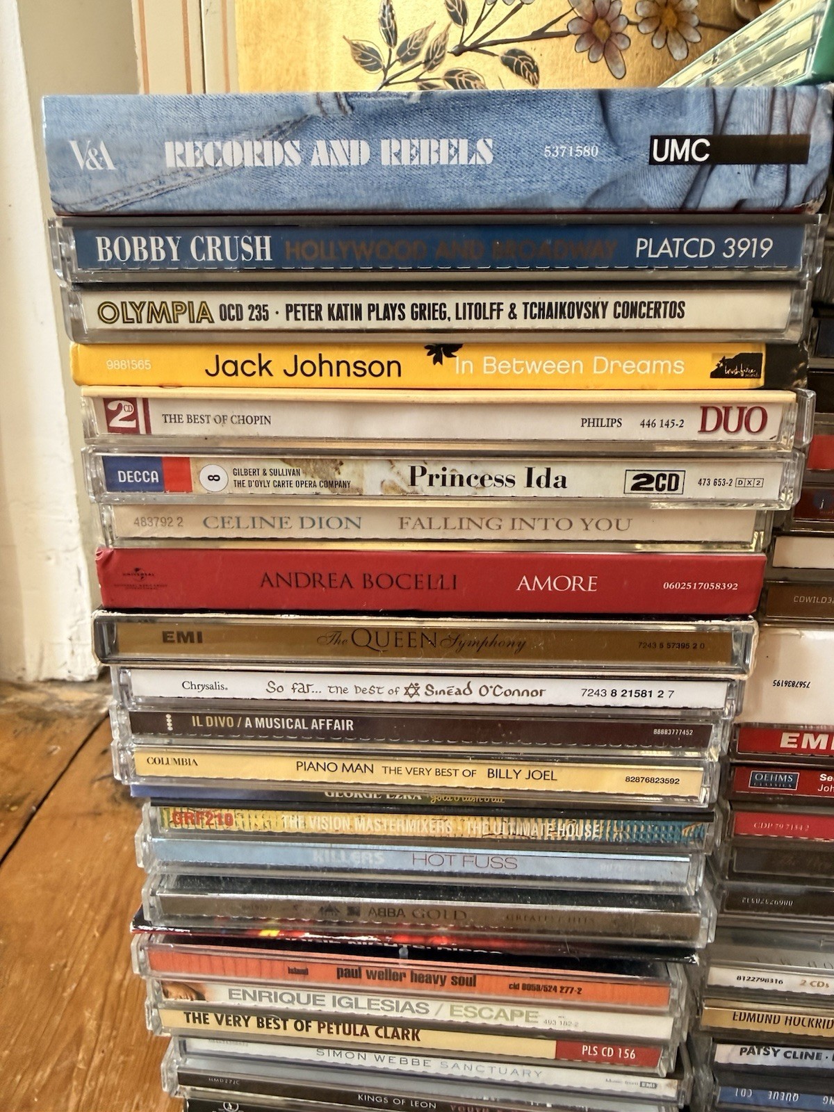 100 x CDs Mixed Titles Music Genres Wholesale Bundle Joblot 3