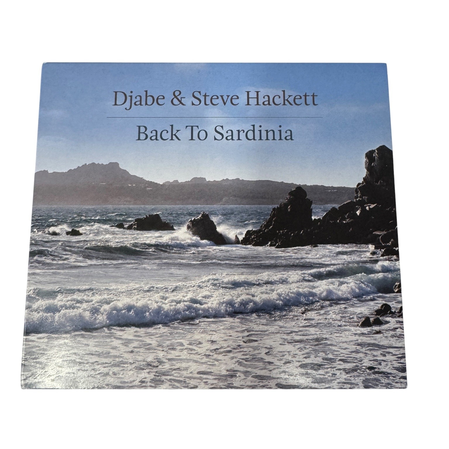 Djabe & Steve Hackett – Back To Sardinia CD DVD 2019 Prog Rock Esoteric