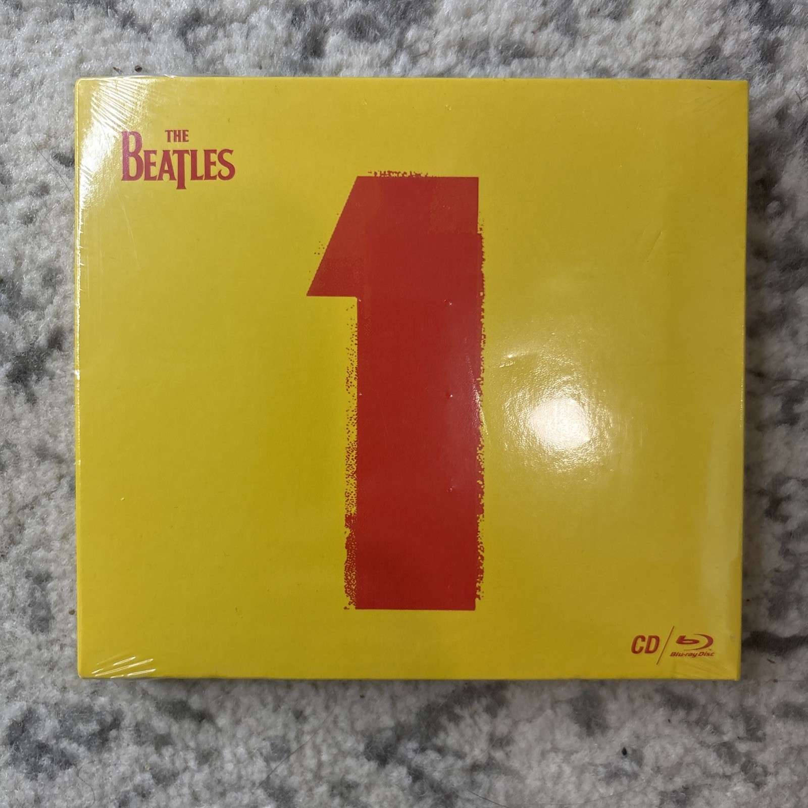 THE BEATLES NUMBER 1 CD +DVD SET NEW AND SEALED