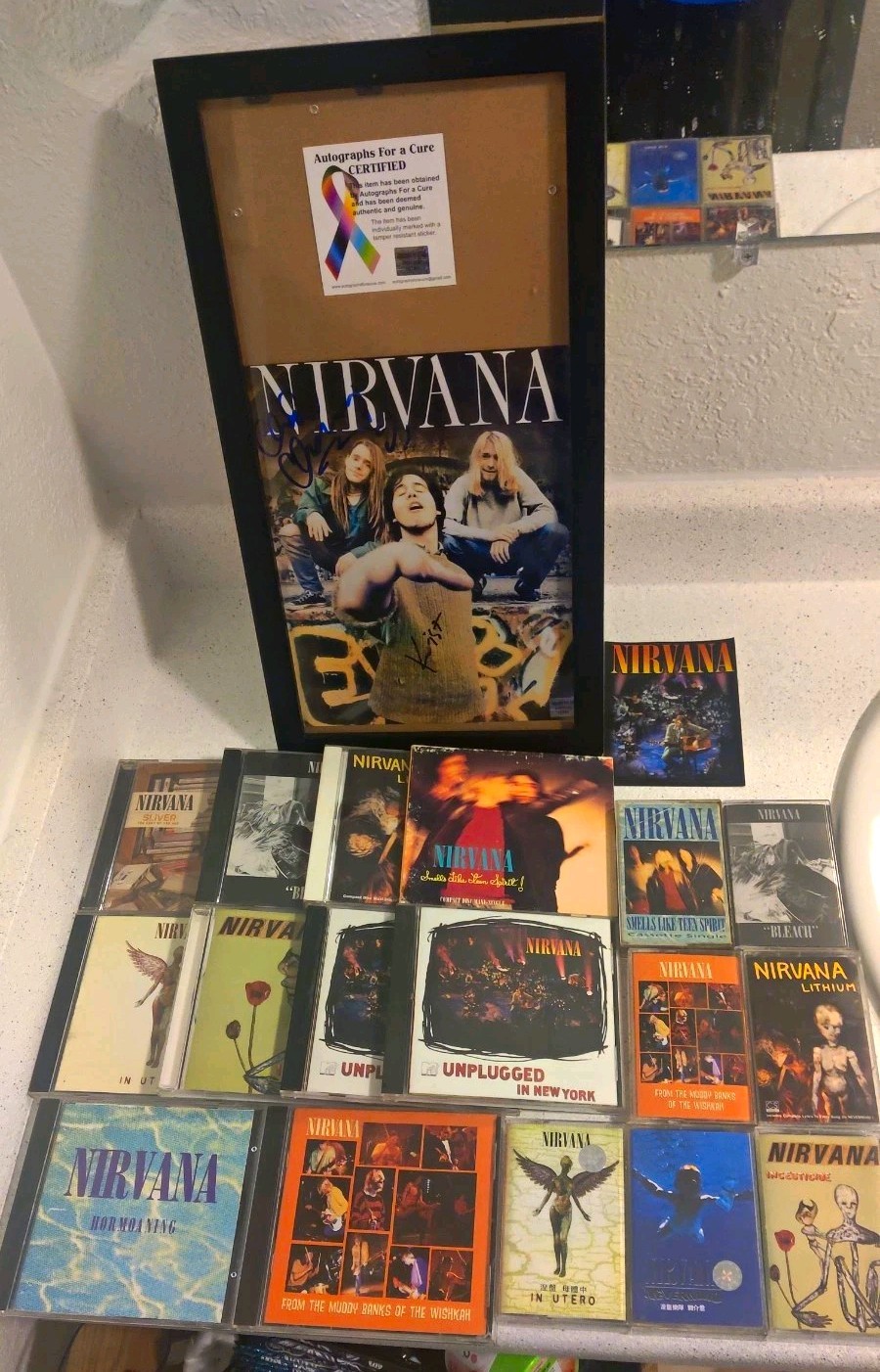 Nirvana Autograph And Discography. CDs And Cassettes Promo Copy Hormoaning