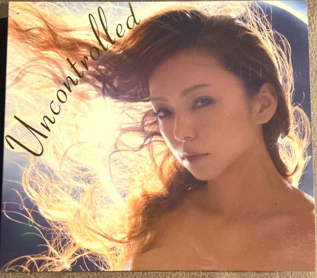 NAMIE AMURO – UNCONTROLLED (CD + DVD) 13 TRACKS SONGS MUSIC BEST ALBUM CD